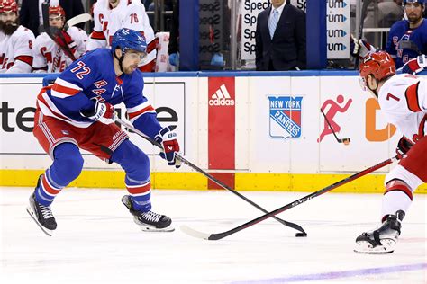 Rangers Filip Chytil Returns To Lineup For Game 3 Vs Hurricanes The