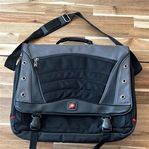 Swissgear Bags Swissgear By Wenger Black And Gray Laptop Messenger