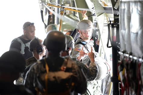 Dvids Images Us Army Jumpmaster School Training Course [image 15 Of 15]