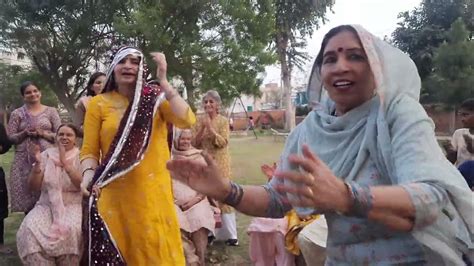 सस तेरा बेटा लोफर रे बुरा मानने की कोनिया बात हो तो मेरे पर पिटेगा रेkamleshmor Dance Youtube