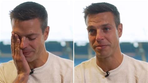 Cesar Azpilicueta cries for SIX MINUTES as he says goodbye to Chelsea fans after 11 years in ...