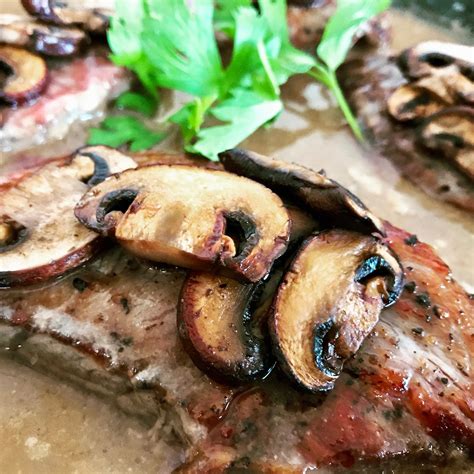 Seared Steaks With Wild Mushroom Gravy