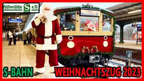 Weihnachtszug Mit Weihnachtsmann Am Advent In Der Historischen