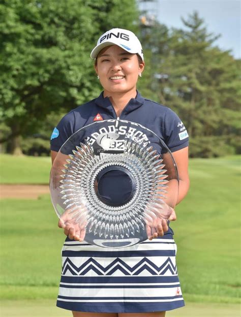 鈴木愛がプレーオフ制し、今季4勝目 申ジエ、テレサ・ルー破りゴルフデイリースポーツ Online