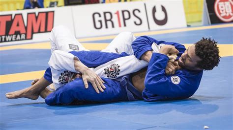 Essential Jiu Jitsu Moves And Concepts White Belts Should Know The Jiu Jitsu Brotherhood