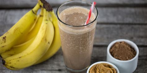 Weight Gain Protein Shake: 2,400 Calorie Peanut Butter Gorilla Mass Builder