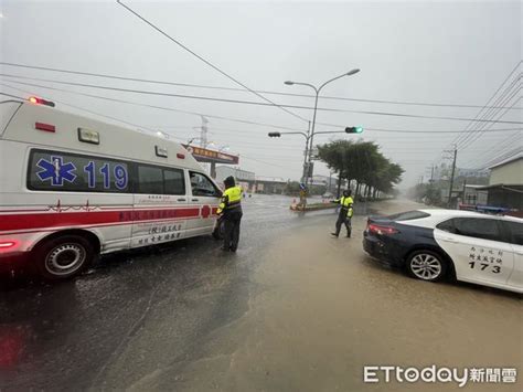 雨彈狂炸！彰化市道路「積水變黃河」 翁跌倒受傷急送醫 好新聞