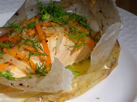 Salmon en Papillote w/ carrot, fennel and shallot Salmon Recipes, Fish ...