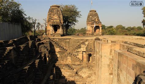 top forts  gujarat exploring  historical treasures
