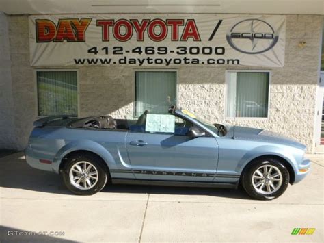 2005 Windveil Blue Metallic Ford Mustang V6 Premium Convertible 83883713 Car