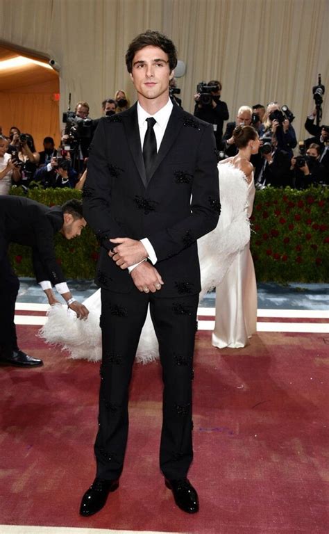 Pin By Carly Van Vuuren On Jacob Elordi Met Gala Red Carpet Well