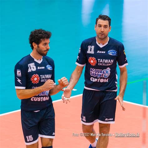 Pallavolo SuperLega In Primo Piano Cristian Savani Nelle Foto Di