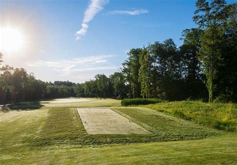 Hole 1 - New Jersey National Golf Club