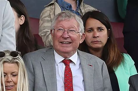 Sir Alex Ferguson Makes Classy Man United Gesture After Unpopular Sir