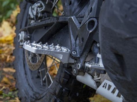 Altrider Adventure Ii Foot Pegs For Yamaha Ktm And Husqvarna Models