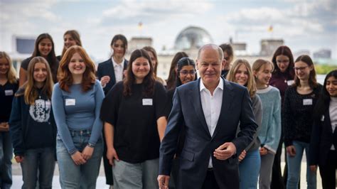 Girls Day Auftakt Mit Bundeskanzler Olaf Scholz Youtube