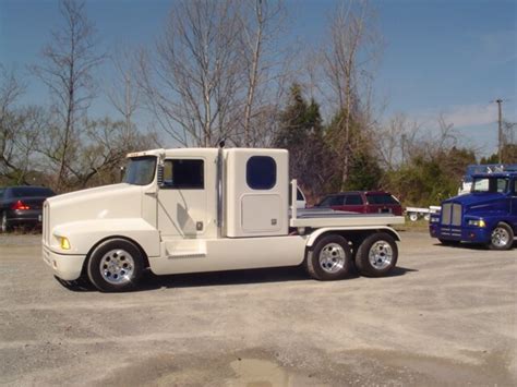 How To Turn Your Pickup Truck Into A Mini Semi Truck