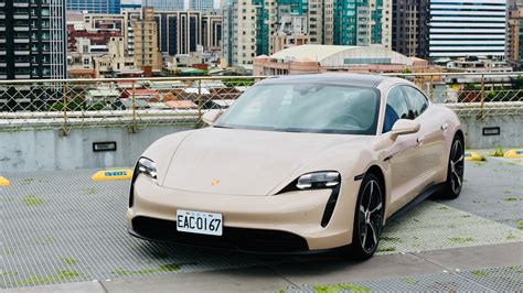 保時捷 Porsche Taycan 4s 電動跑車 台北試駕心得分享 C Jay Tech