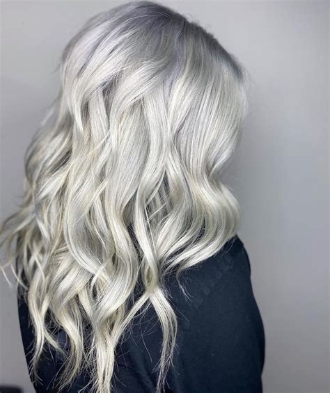 17 Examples That Prove White Blonde Hair Is In For 2021