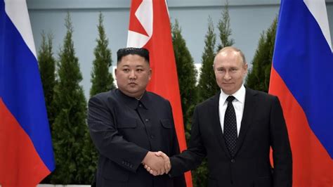 Diundang Putin Pemimpin Korut Kim Jong Un Ke Rusia Dalam Beberapa Hari