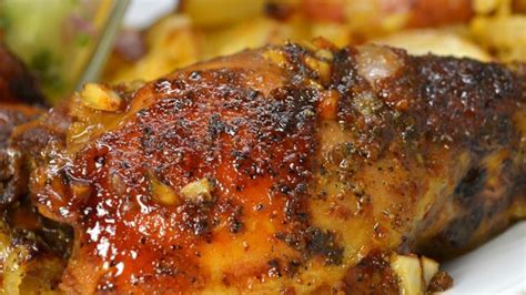 Honey Garlic Slow Cooker Chicken Thighs Recipe