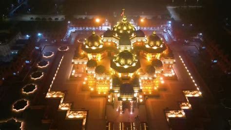 Swaminarayan Akshardham mandir at New Delhi Aerial view, Religious ...