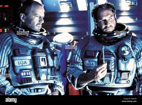 Bruce willis armageddon 1998 hi-res stock photography and images - Alamy