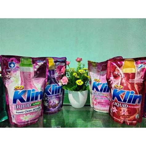 Jual So Klin Liquid Detergen Cair Pouch Ml Shopee Indonesia