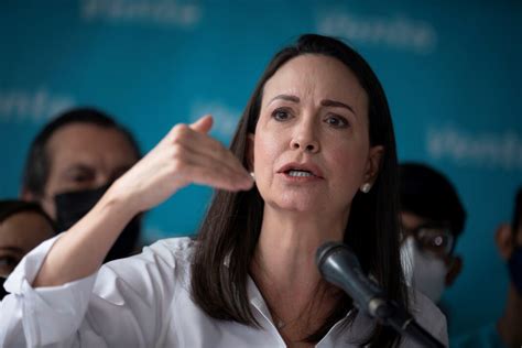 María Corina Machado alerta a países del riesgo de ser detenida El