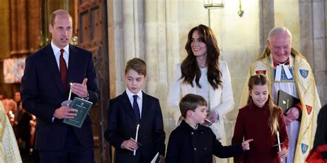 William et le prince Louis très complices au concert de Noël à l abbaye