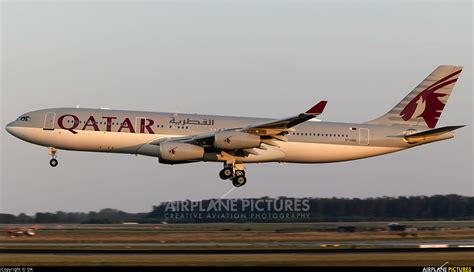 A Hhk Qatar Amiri Flight Airbus A At Berlin Brandenburg