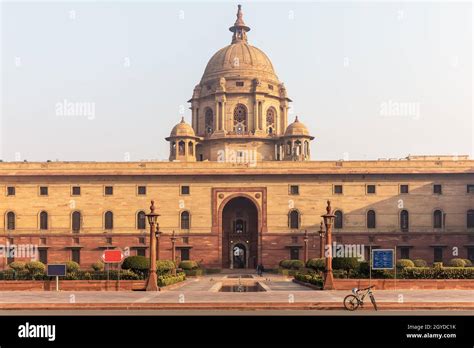 The Presidential Palace Rashtrapati Bhawan Hi Res Stock Photography And