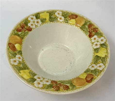 Metlox Poppytrail Sculptured Della Robbia Small Deep Salad Soup Bowl