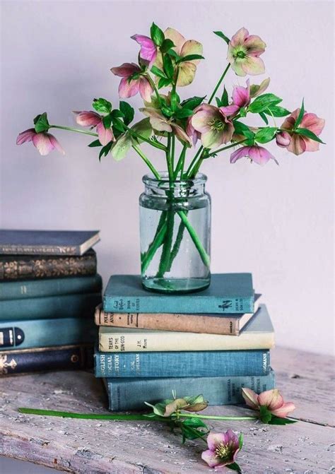 Pin By Michele Sartin On The Look Of Old Books Still Life Art Still