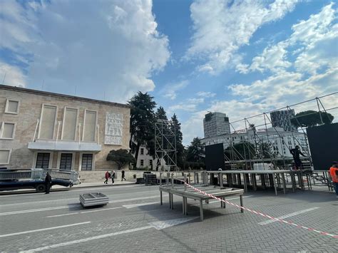 Opozita sot në protestë para Kryeministrisë zbardhen detaje nga tubimi