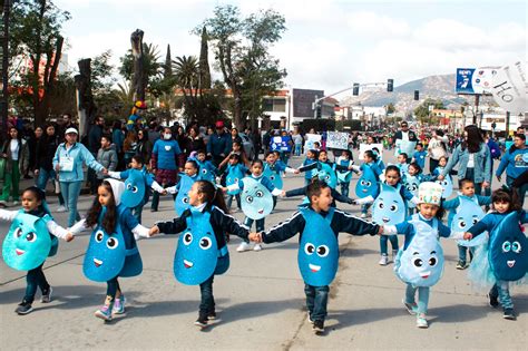 Con Colorido Desfile Infantil Reciben La Primavera En Tecate Infobaja