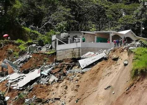 Derrumbe De Cerro Destruye Casas Y Carretera En Comayagua Honduras