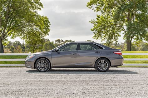 Toyota Camry Hybrid Primera Prueba