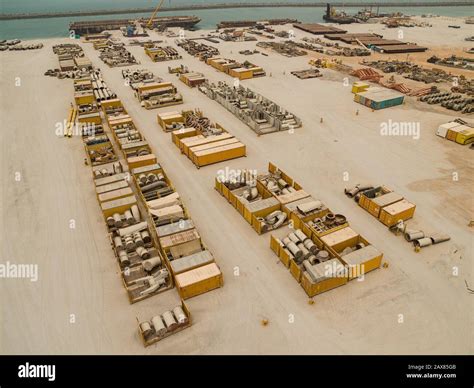 Construction in Jebel Ali Palm. Dubai, UAE Stock Photo - Alamy