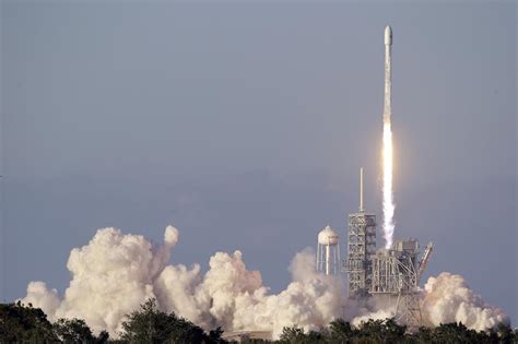 SpaceX Launches Inmarsat 5 F4 Communications Satellite Successfully