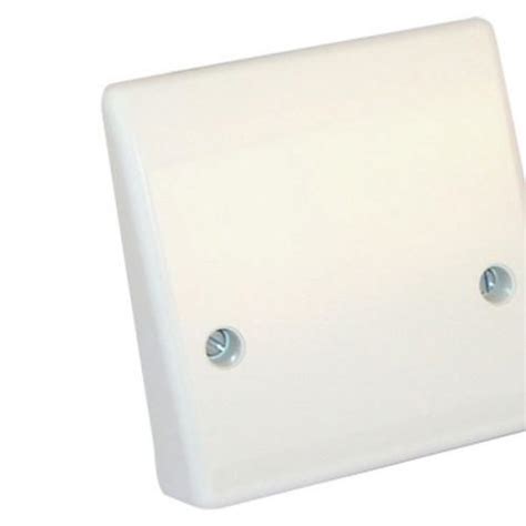 Bg 858 25a Flex Outlet Plate Bottom Entry Enfield Electrical