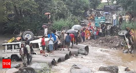 Himachal Pradesh Flash Floods Landslides Rains Wreak Havoc Two Killed Shimla News Times