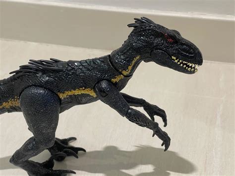 Jurassic World Grab N Growl Indoraptor Dinosaur Figure Hobbies And Toys Toys And Games On Carousell