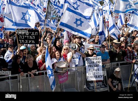 Israel 27th Mar 2023 Protestors Against The Reform Wave Flags And