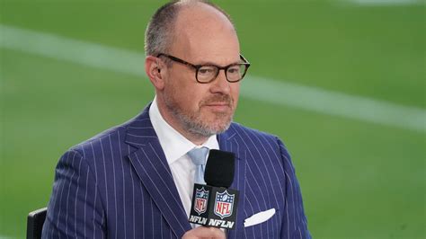 Nfl Week 15 Announcers Schedule Tv Broadcasters Announcing Crews