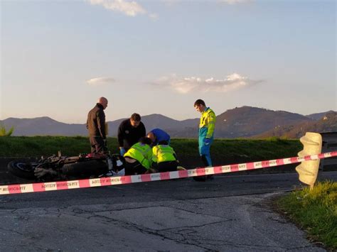 Tragico Scontro Fra Un Suv E Una Moto Sulla Via Del Brennero Muore