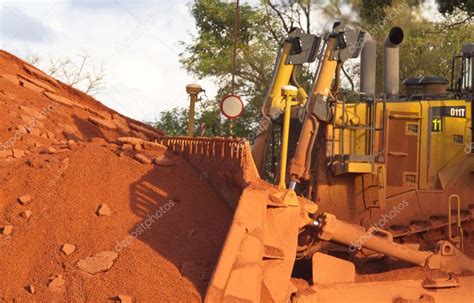 Bauxite mining — Stock Photo © krishnadasekm #51392163