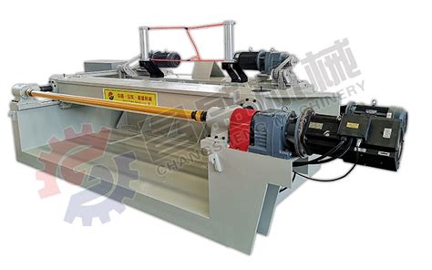 Working Principle And Characteristics Of Veneer Peeling Machine