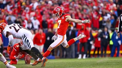 Harrison Butker Nails 44 Yard Field Goal To Send Game To Ot