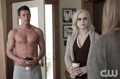 Major Lilywhite And Liv Moore Zombie Life I Zombie Rob Thomas The Cw Izombie Serie Izombie